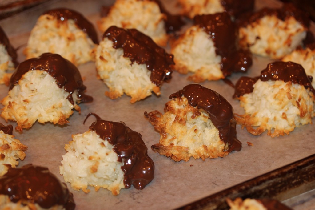 Macaroons with chocolate